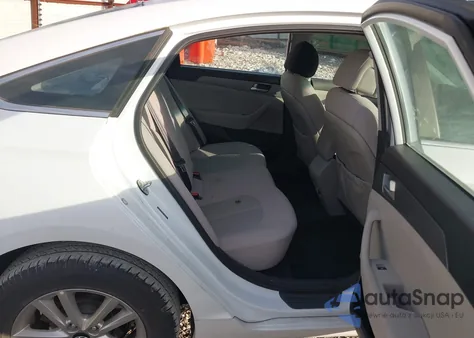 2016 Hyundai Sonata Se z USA, uszkodzony, nr VIN 5NPE24AF7GH336591